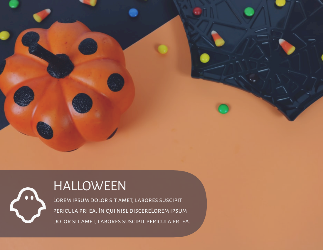 季节性照相簿 模板。Halloween Celebration Photo Book (由 Visual Paradigm Online 的季节性照相簿软件制作)
