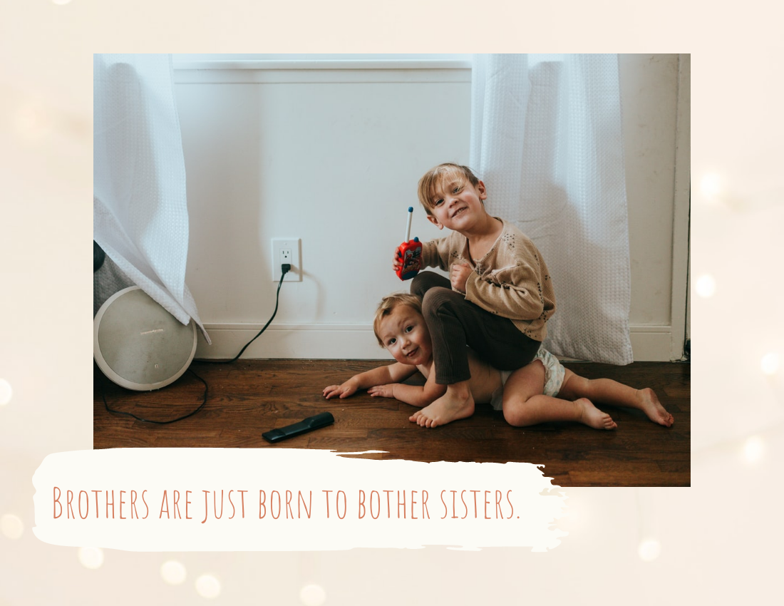 儿童照片簿 模板。Brother And Sister Kids Photo Book (由 Visual Paradigm Online 的儿童照片簿软件制作)