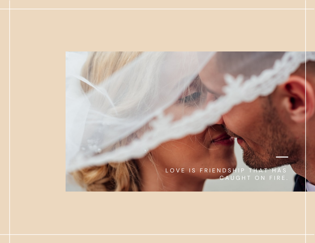 婚礼照相簿 模板。Romantic Wedding Anniversary Photo Book (由 Visual Paradigm Online 的婚礼照相簿软件制作)