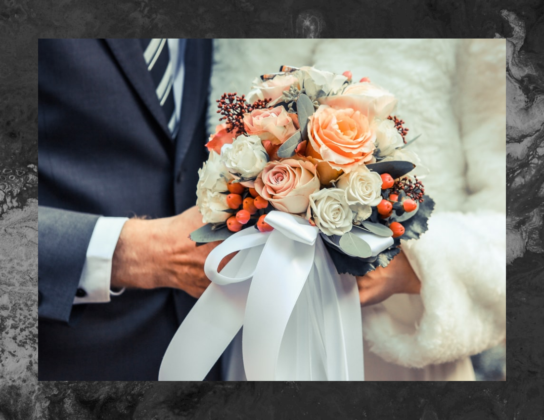 婚礼照相簿 模板。Glamorous Black Wedding Photo Book (由 Visual Paradigm Online 的婚礼照相簿软件制作)
