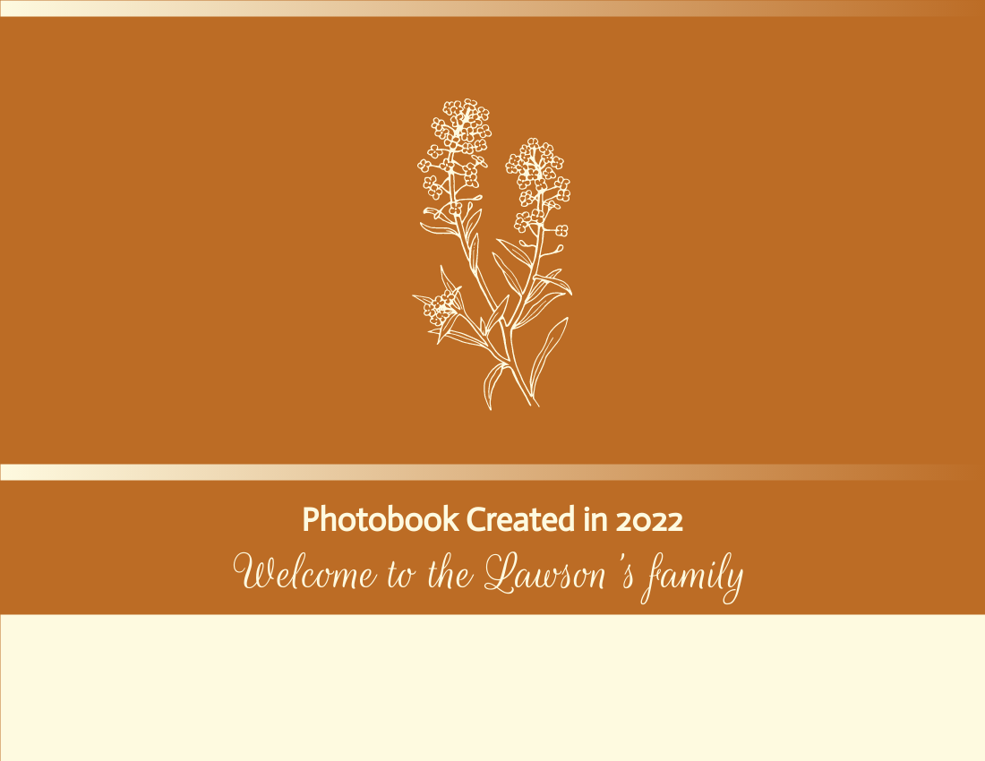 家庭照片簿 模板。Brown Vintage Baby Family Photo Book (由 Visual Paradigm Online 的家庭照片簿软件制作)