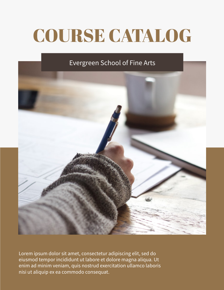 产品目录 模板。School Course Catalog (由 Visual Paradigm Online 的产品目录软件制作)