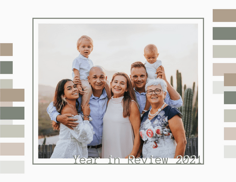Year in Review Photo Book template: Family Year in Review Photo Book (Created by InfoART's  marker)